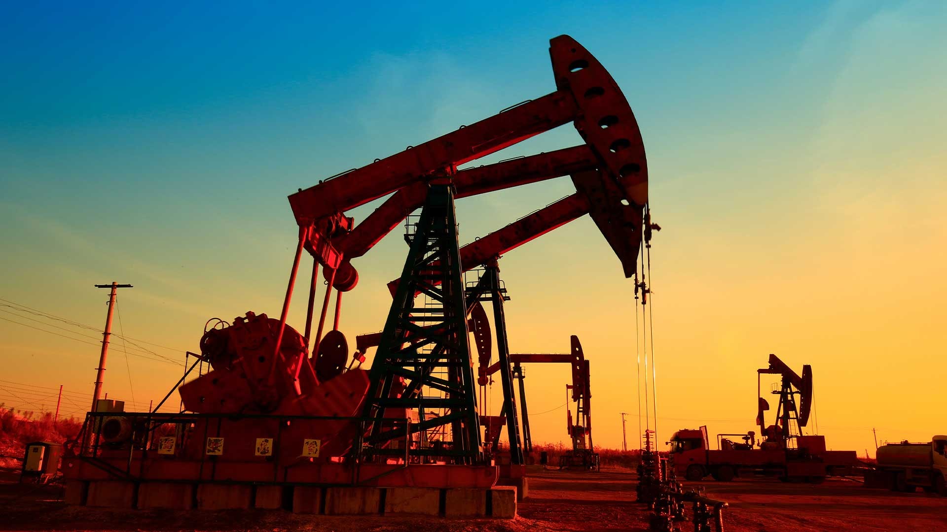 260505121217oil-gas-1600608485233610450810.jpg