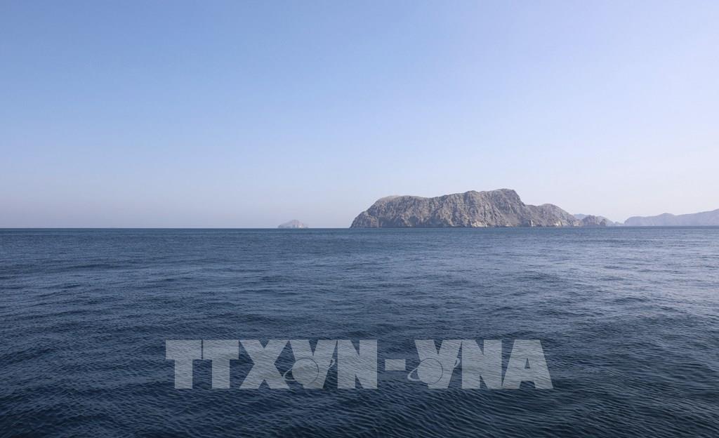 260623020252075700-xung-dot-trung-dong-eo-bien-hormuz-nong-tro-lai.jpg